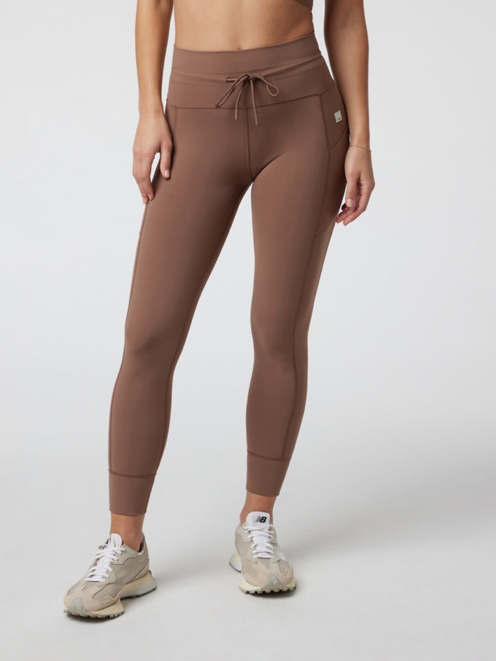 Vuori High-Rise Pocket Legging - Clove Brown